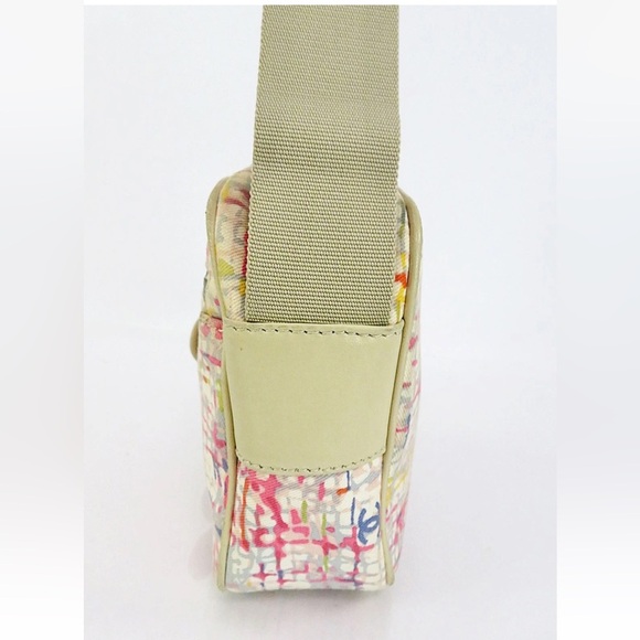 CHANEL Multicolor Tweed Crossbody Bag - Picture 4 of 15